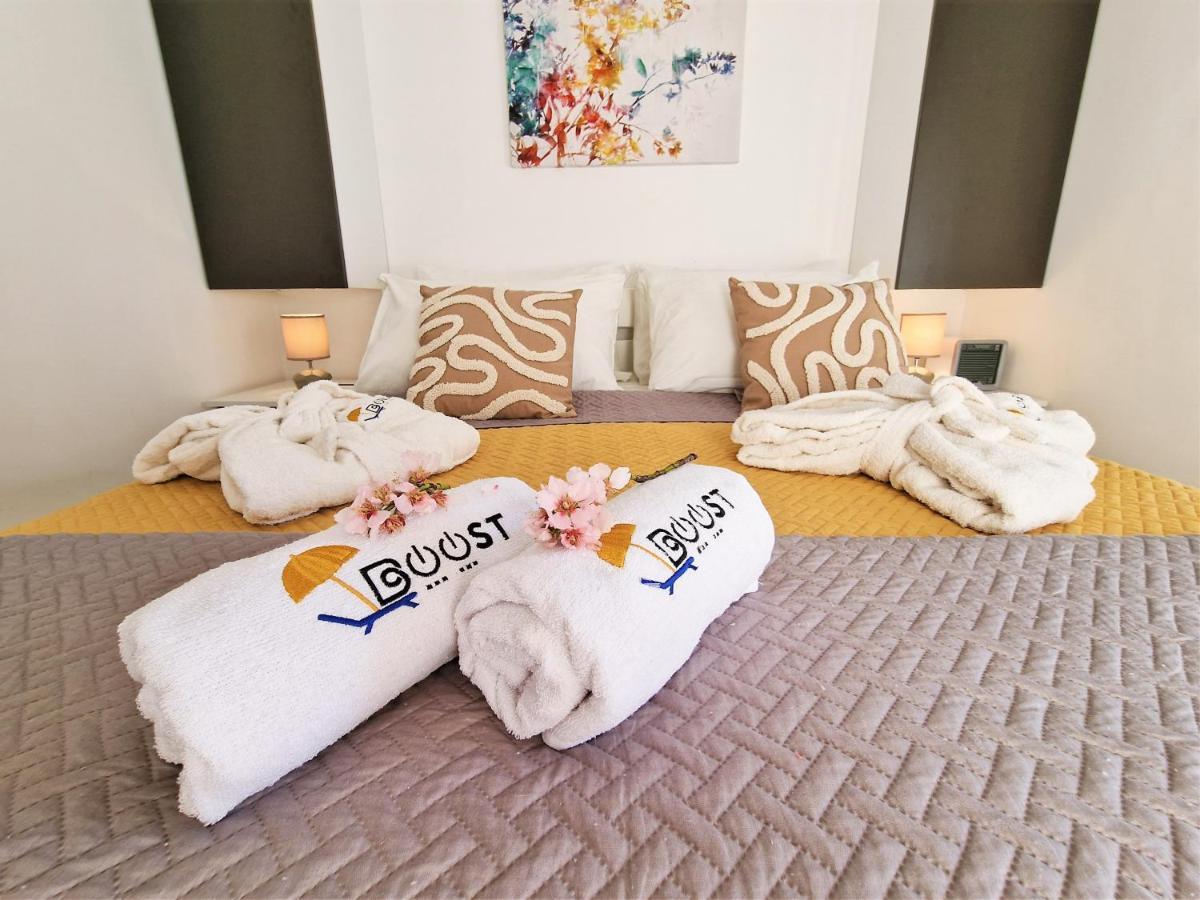 Holiday House Boost With Heated Pool Klis Экстерьер фото